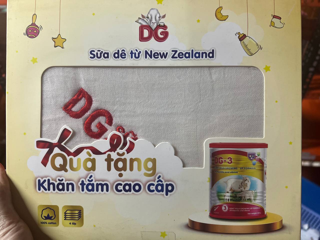 Combo 2 lon Sữa Dê DG-2 400g [kèm quà tặng]