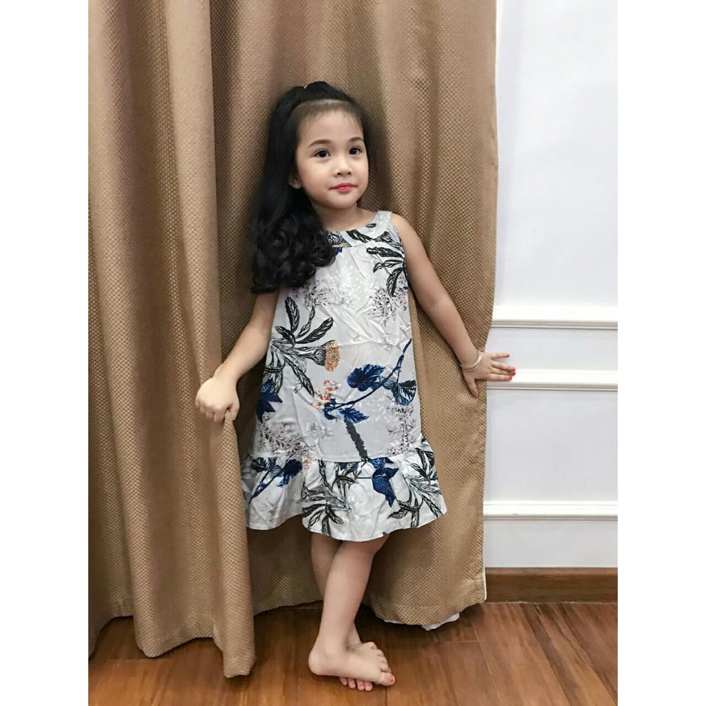 Váy lanh cổ yếm