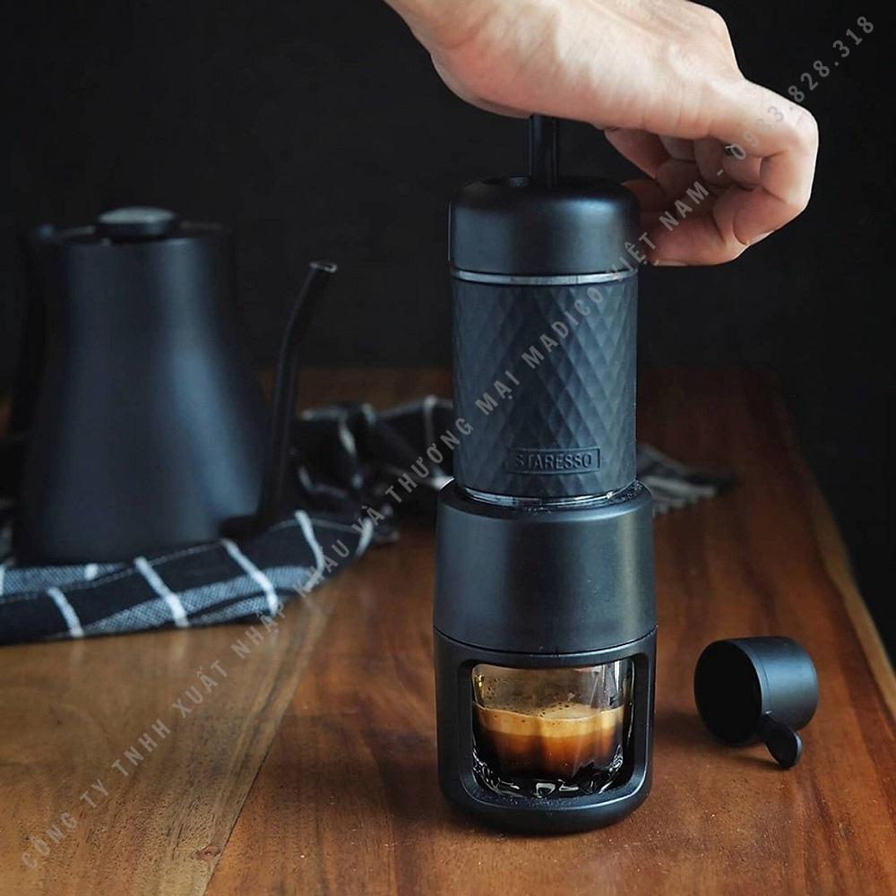 Máy pha cà phê cầm tay mini STARESSO SP-200 pha chế các loại espresso, capuchino - Hàng nhập khẩu