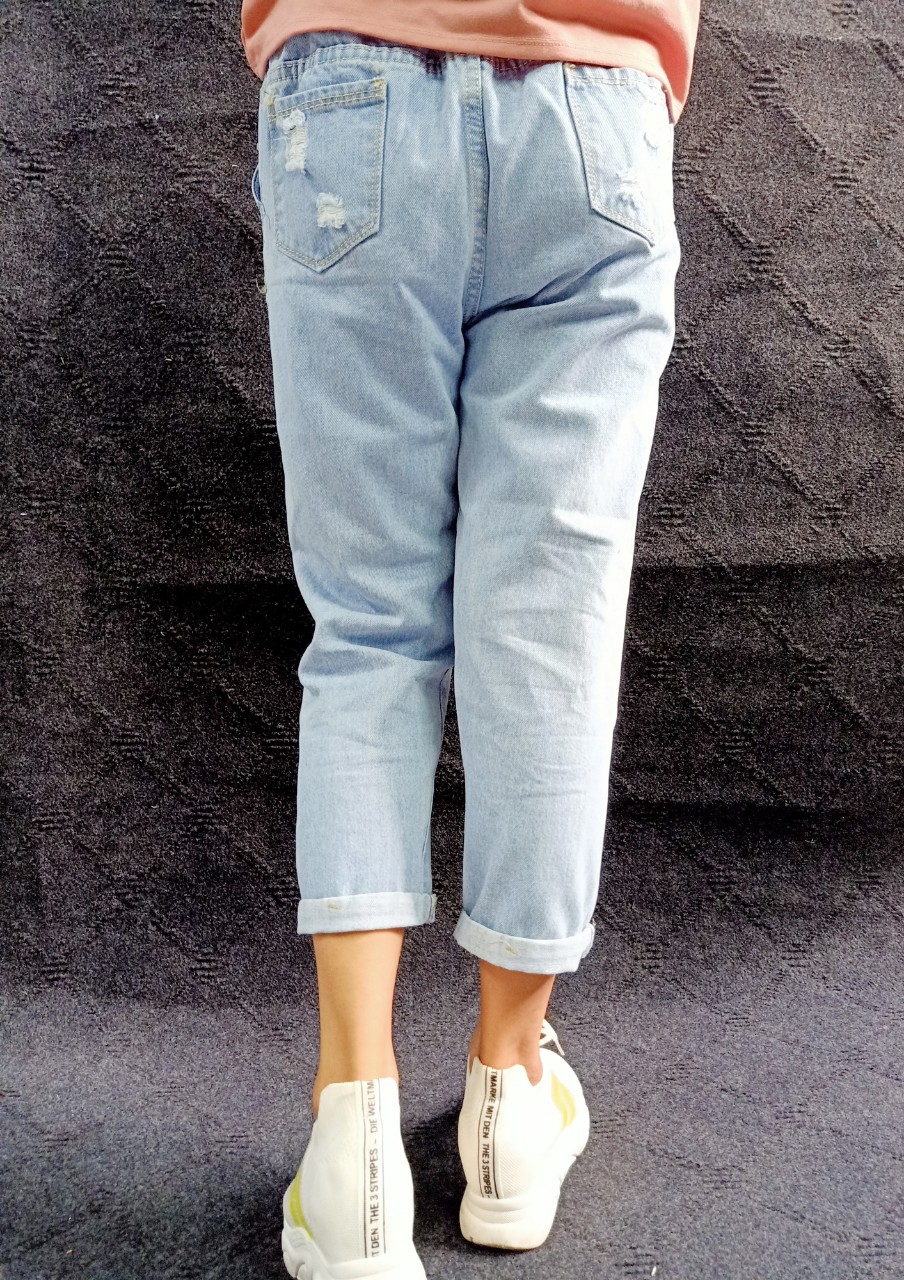 Quần Baggy Jean Nữ Lưng Thun Mẫu Rách Lật Lai Màu Xanh Nhạt