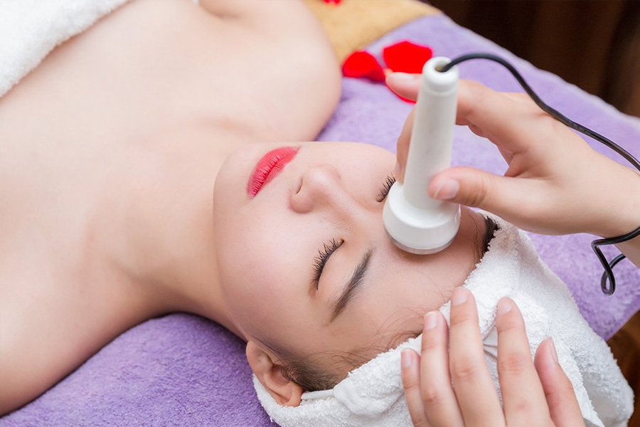 Liệu trình 75 Phút Chăm Sóc Da Mặt Chuyên Sâu Cấp Ẩm + Căng Bóng 15 Bước tại Happy Beauty & Spa