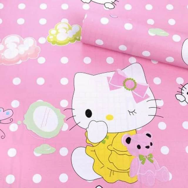 Combo 10 mét giấy dán tường, decal dán tường trang trí nhà cửa KITTY ÔM GẤU khổ 45cm