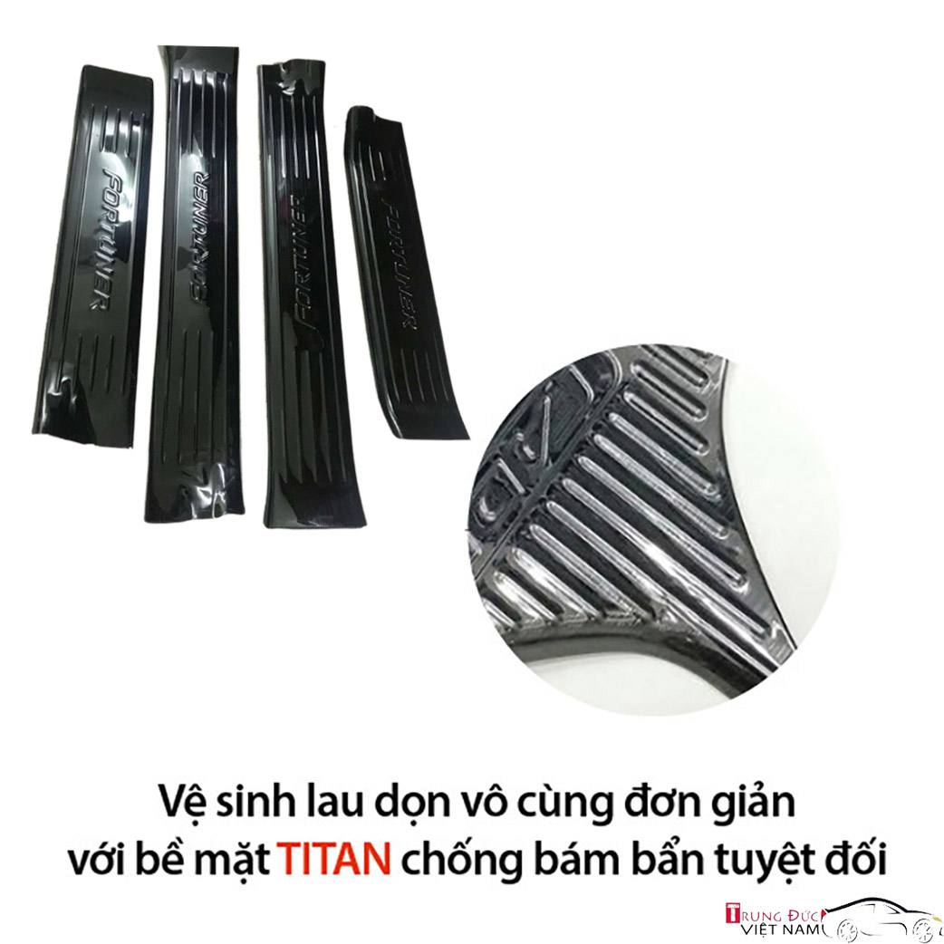 Ốp bậc cửa Titan dành cho xe ô tô TOYOTA FORTUNER - Hàng Chính Hãng TDVN
