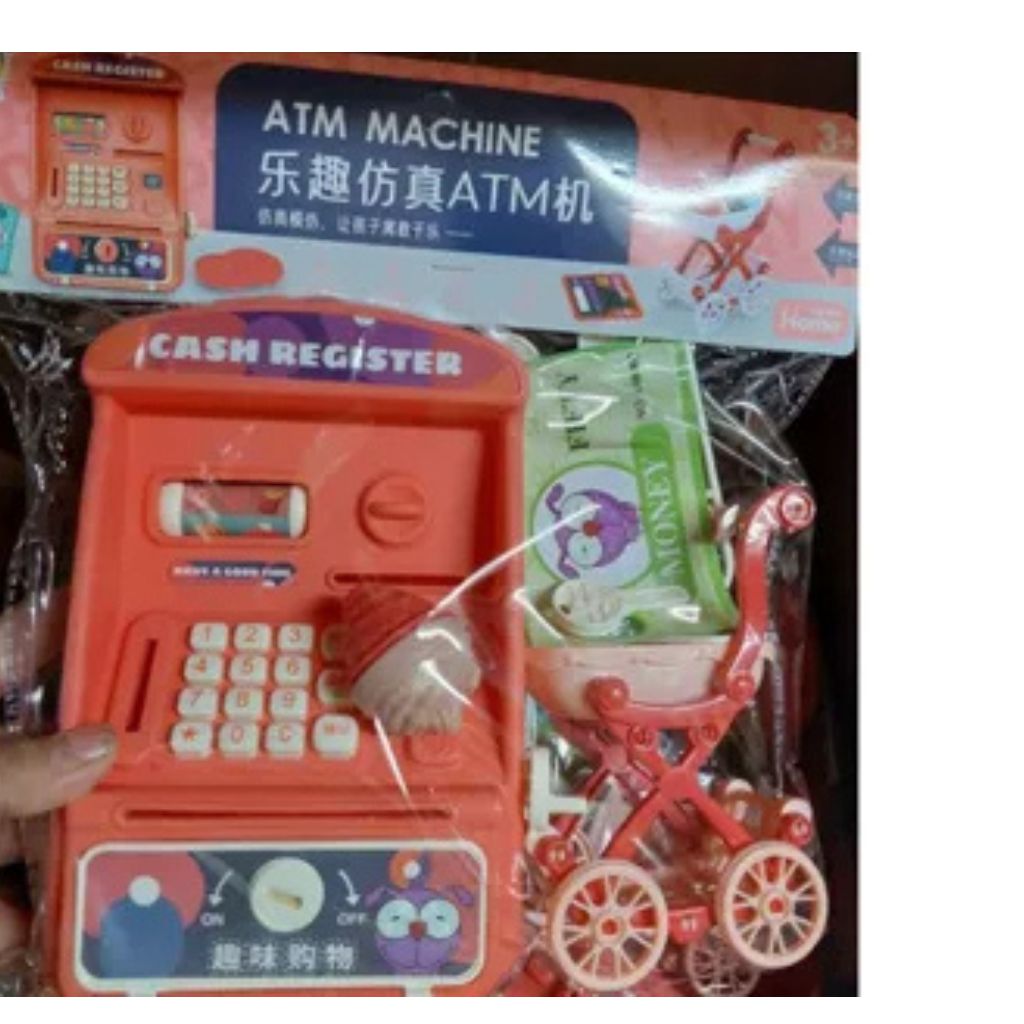 Máy ATM đồ chơi: Bộ sản phẩm gồm tiền giấy, tiền xu, xe đẩy siêu thị cho bé. Máy giúp các bé sớm làm quen với khái niệm tiền tệ