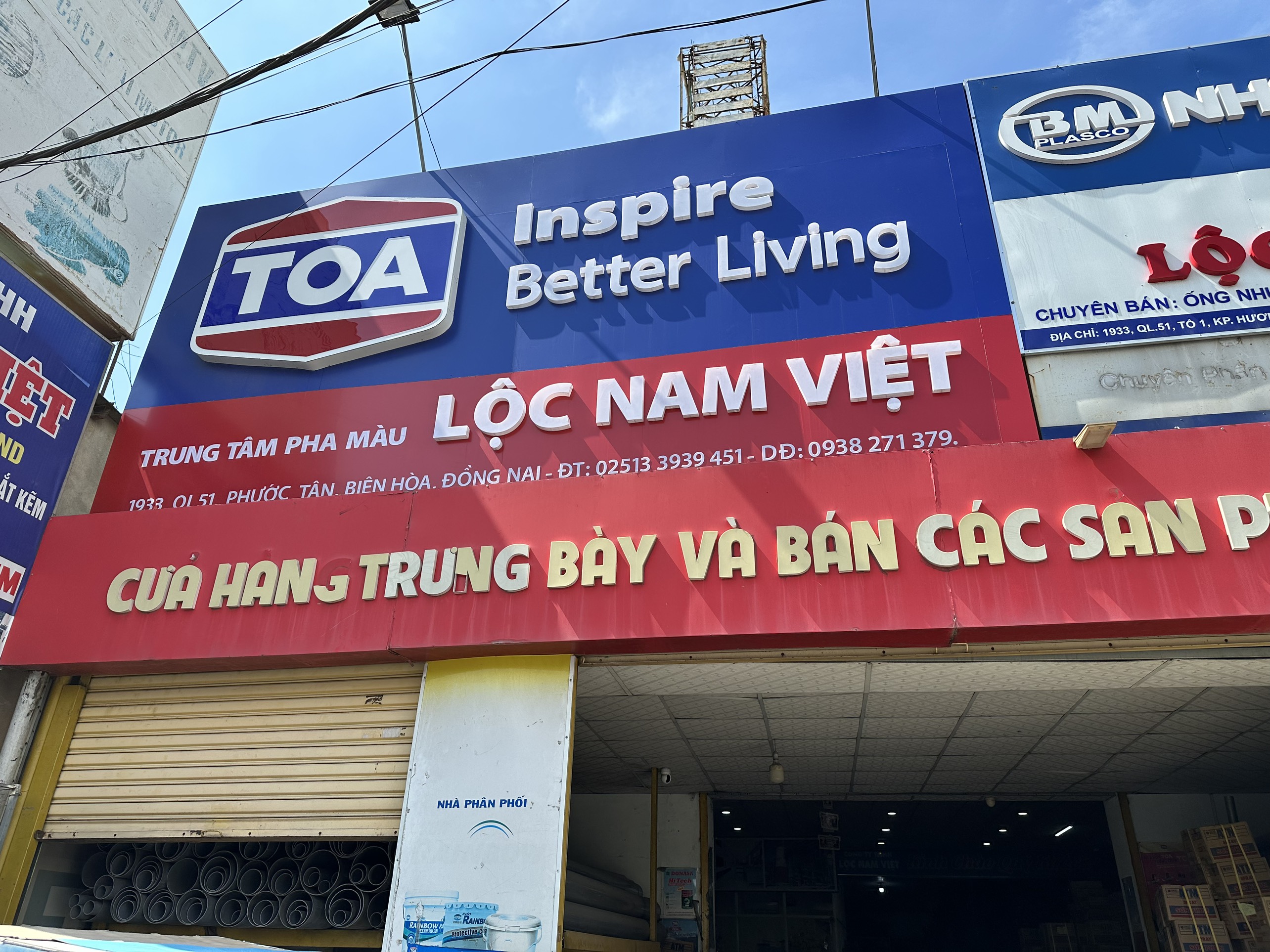 Sơn nước Toa thoải mái lau chùi siêu bóng màu vàng 8792 _5L