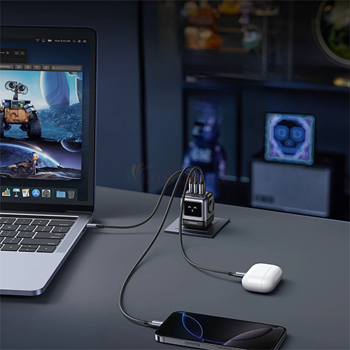 Cốc sạc Ugreen Uno RG GaN 1USB 2Type-C Robot Fast Charger 65W CD361 - Hàng chính hãng