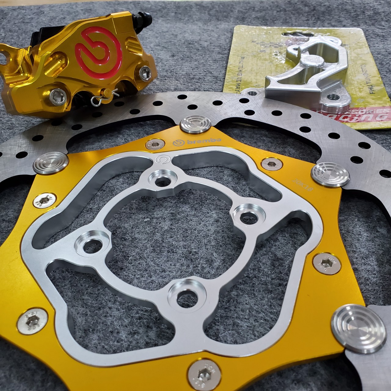 Combo Heo Vàng May mắn kèm dĩa 2 tấc 6 và pass nhôm CNC dành cho dòng Sirius xăng cơ
