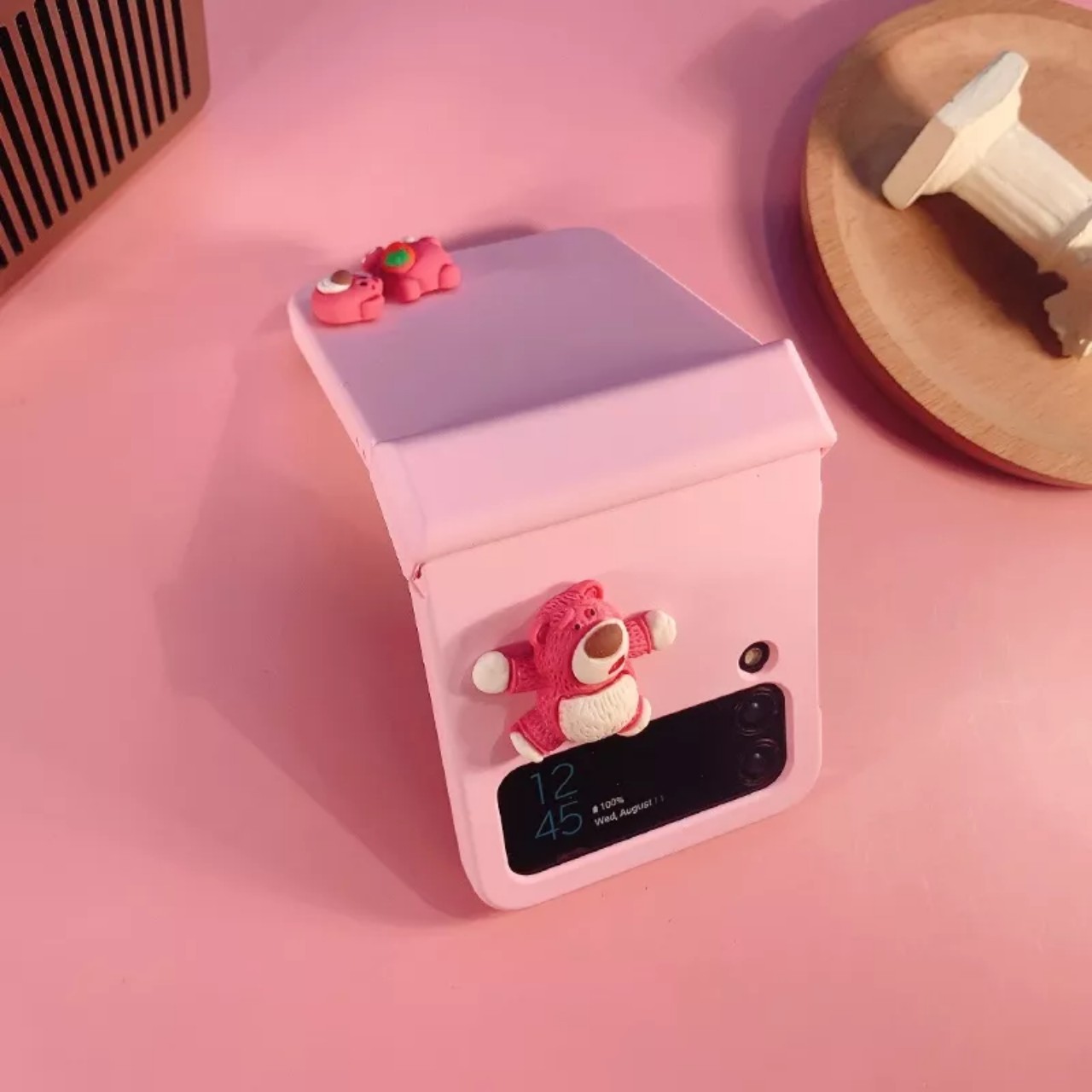 Ốp lưng cho samsung Zflip3 - Zflip4 - Z flip 3 - flip 4 - Z flip3 - Z flip4 5G hồng pastel charm gấu dễ thương