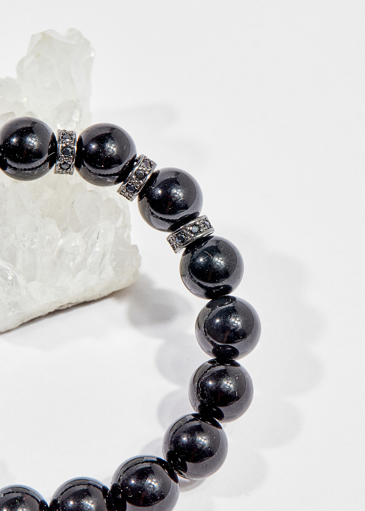 Vòng tay phong thủy đá obsidian charm tỳ hưu 10mm mệnh thủy , mộc- Ngọc Quý Gemstones