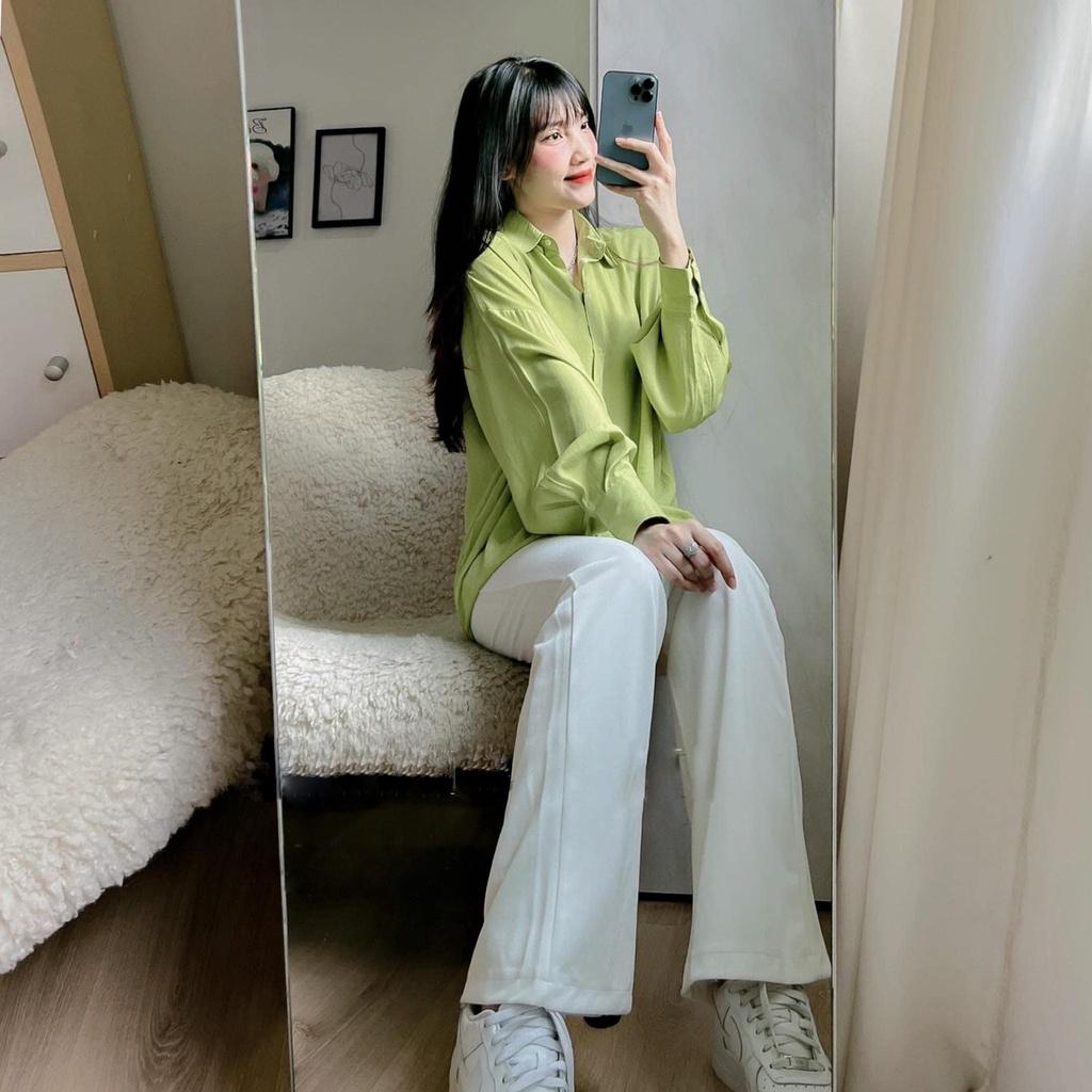 Set áo sơ mi xanh bơ oversize kèm quần suông trắng hack dáng