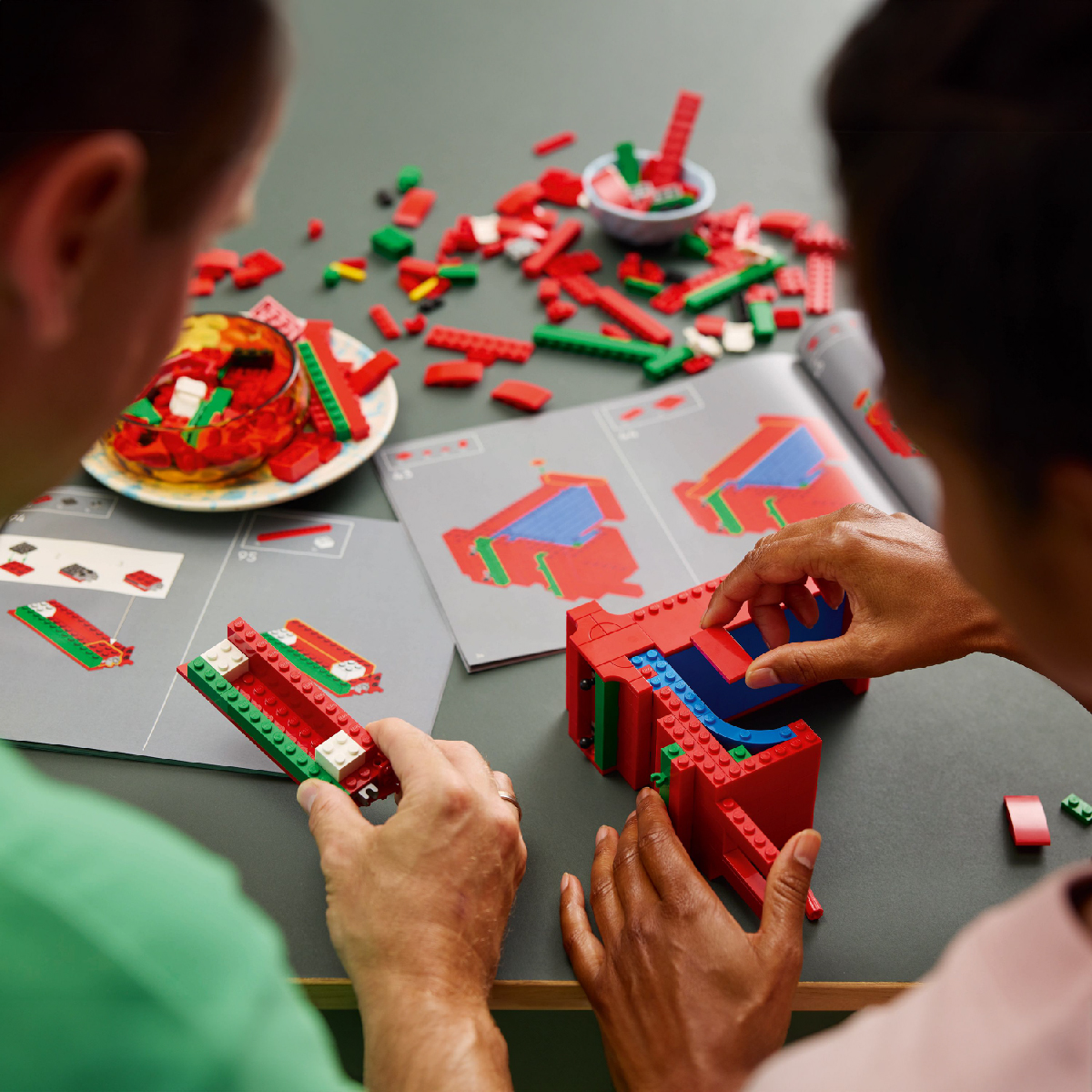 Đồ Chơi Lắp Ráp Mô Hình Chữ LOVE Robert Indiana LEGO ADUTLS 31214 (791 chi tiết)