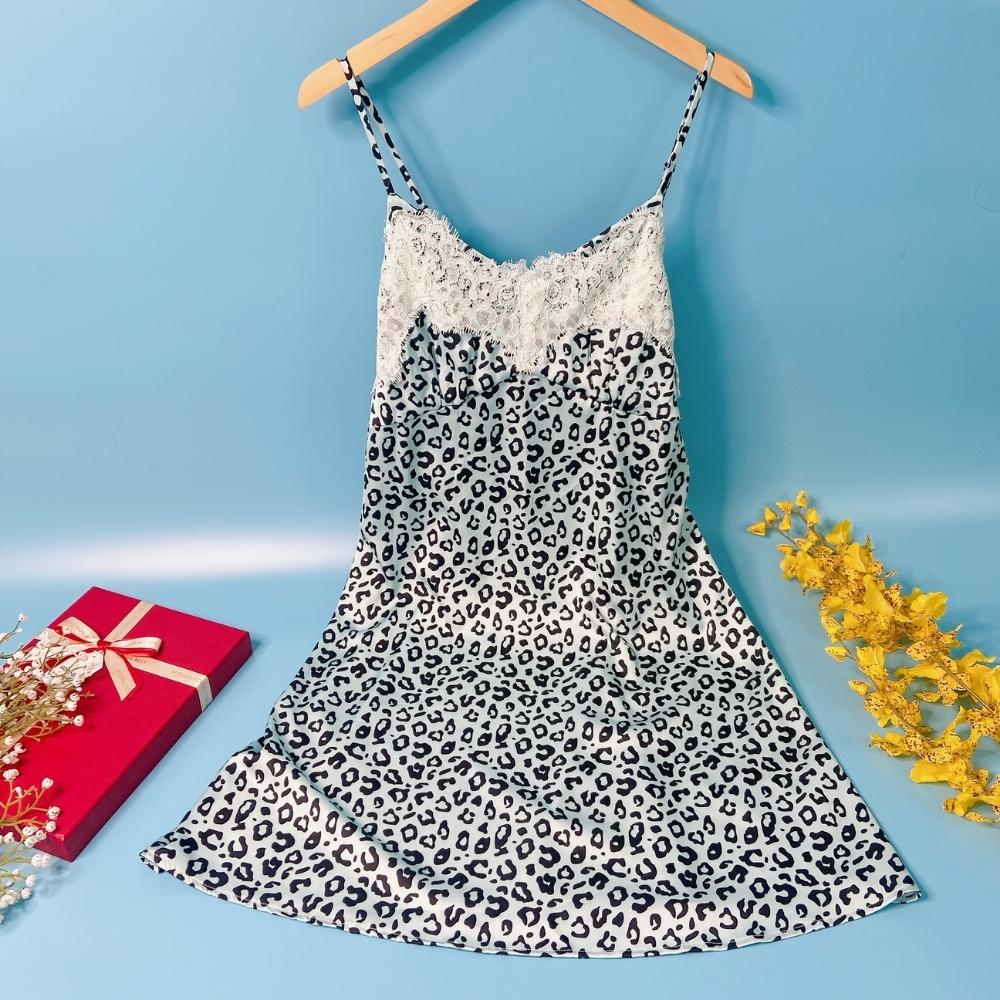 Set áo choàng kèm váy ngủ 2 dây gợi cảm VILADY - S109 kiểu tay dài phối ren bo gấu xinh Sexy chất liệu lụa Pháp cao cấp