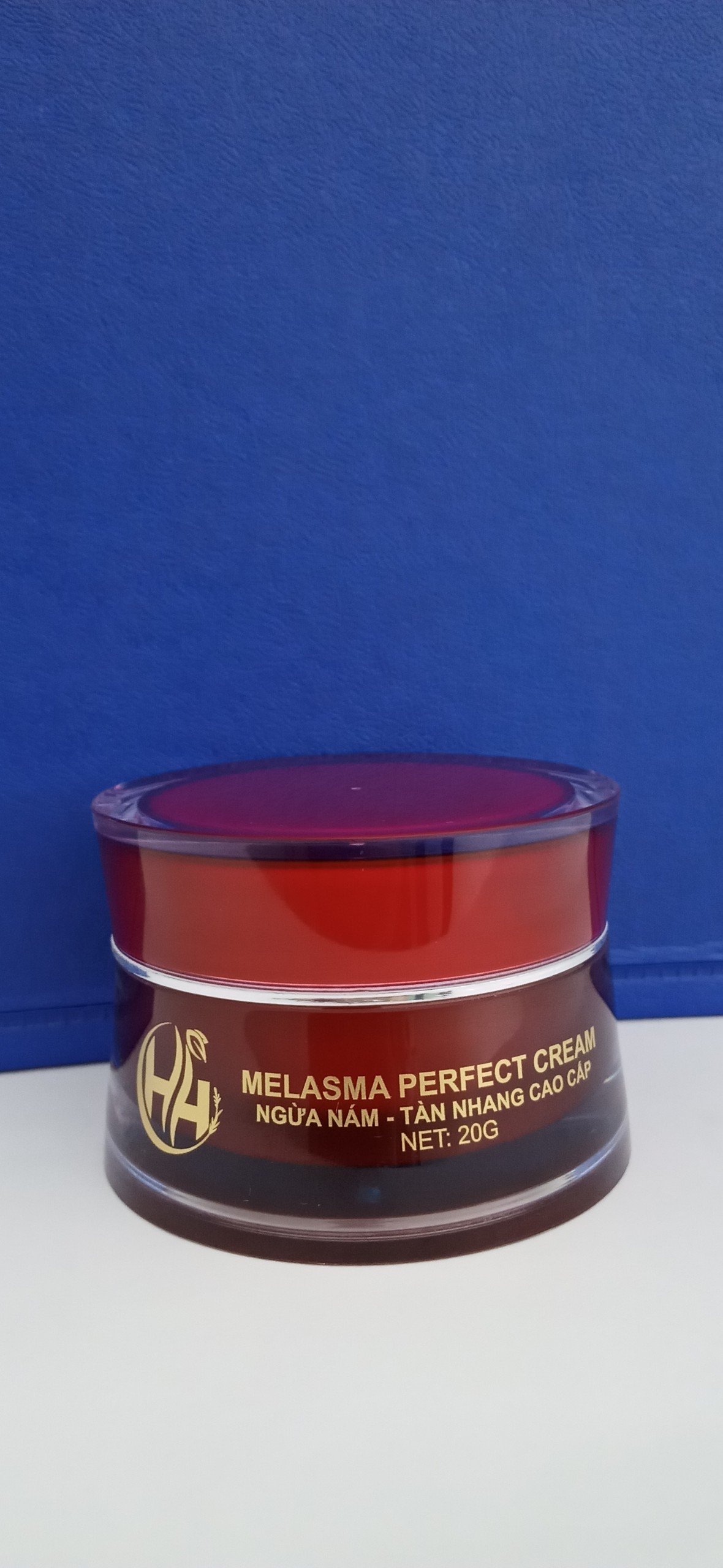 Melasma Perfect Cream 20gram - Dưỡng Da, Giúp Ngăn Ngừa và Làm Mờ Các Vết Nám, Tàn Nhang Trên Da