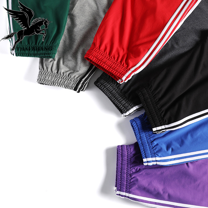 Quần đùi nam thể thao 3 sọc vải co dãn tốt mặc thoải mái loại quần đùi thể thao mặc cực bền (giao màu ngẫu nhiên) QD3S