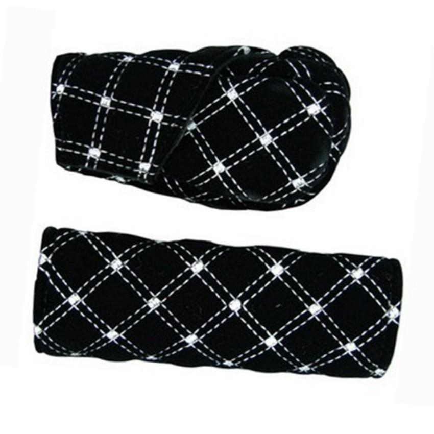 ️️ Bọc cần số và phanh tay tiện dụng 206103 1  Tặng 1 găng tay lau xe đa năng M 241.