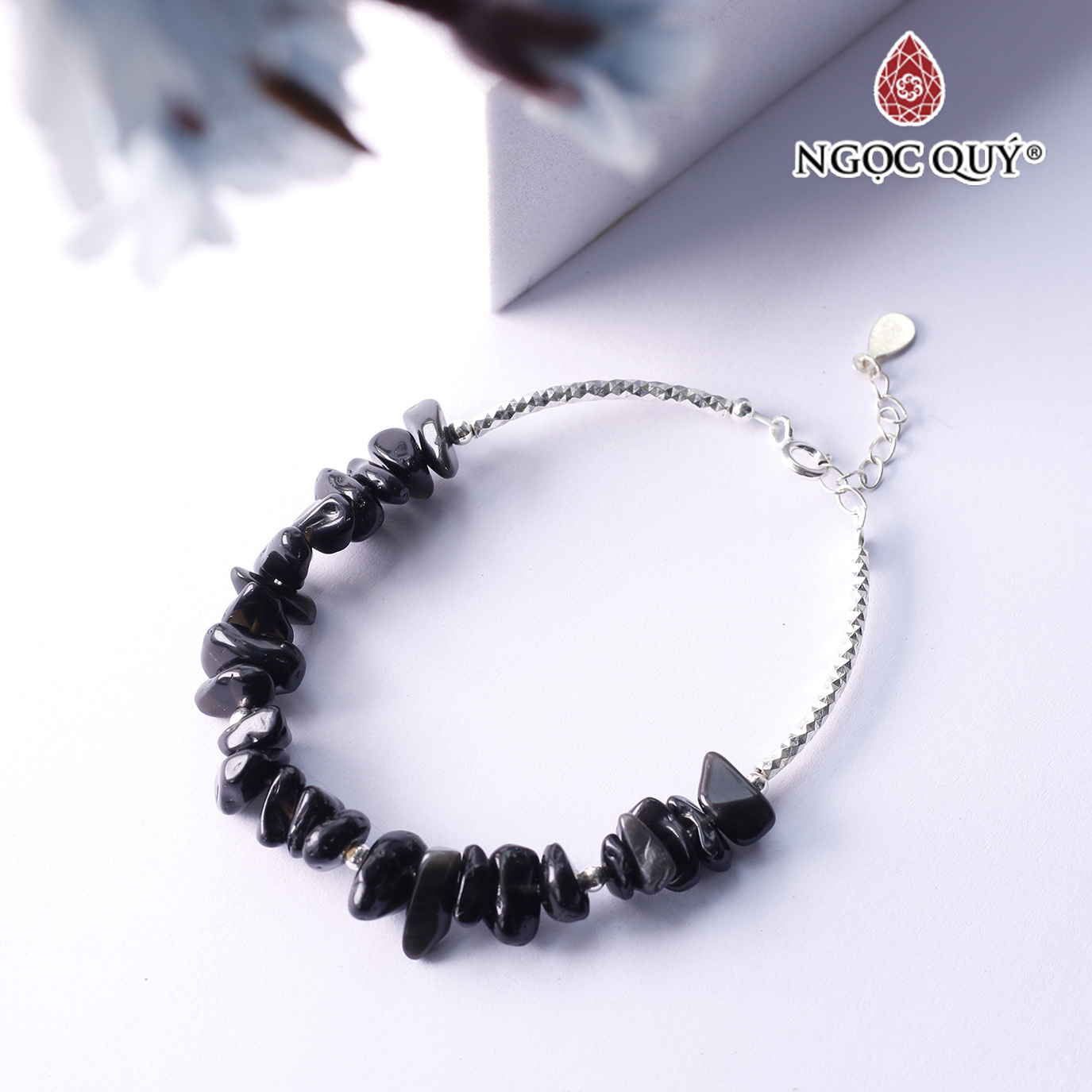 Lắc bạc đá thiên nhiên - Ngọc Quý