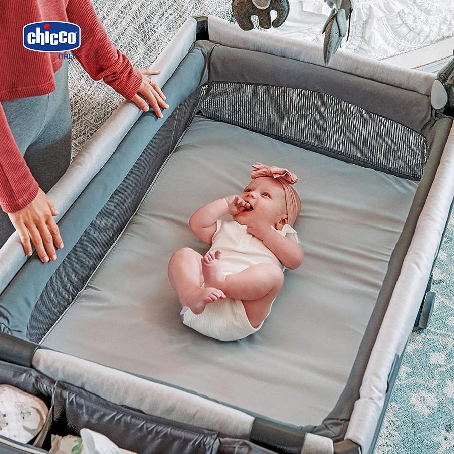 Cũi lưới đa năng Chicco Lullaby Camden