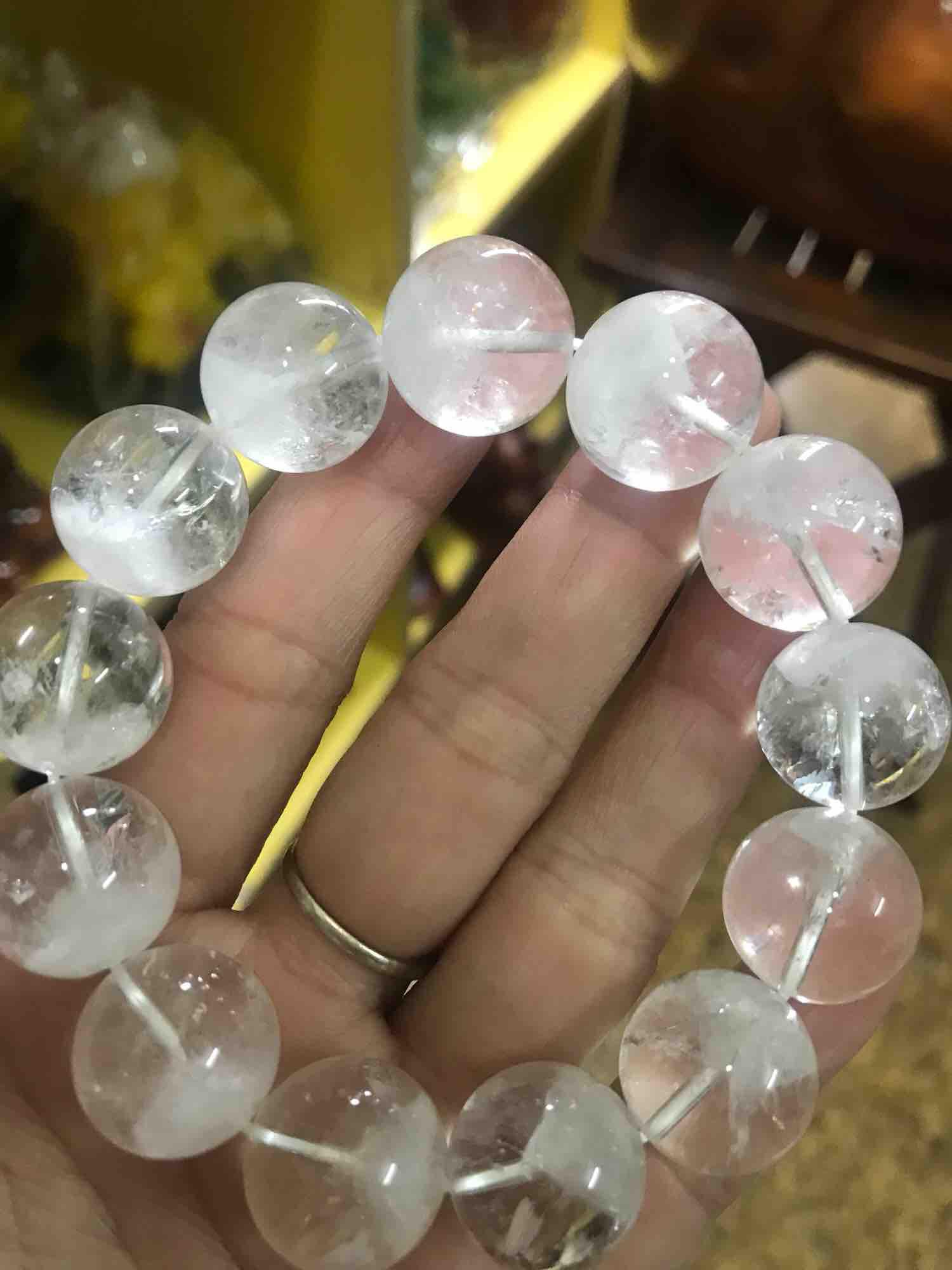 VÒNG THẠCH ANH ƯU LINH TRẮNG 17mm NAM MỆNH KIM  MỆNH THUỶ 13 HẠT CUNG SANH