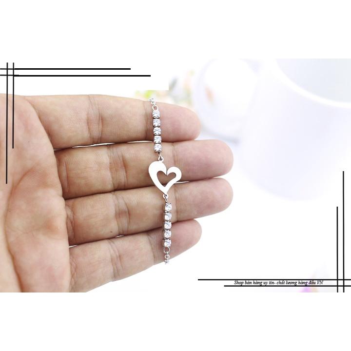 Lắc tay inox nữ kèm phụ kiện trái tim thời trang thép không gỉ- LTQC12