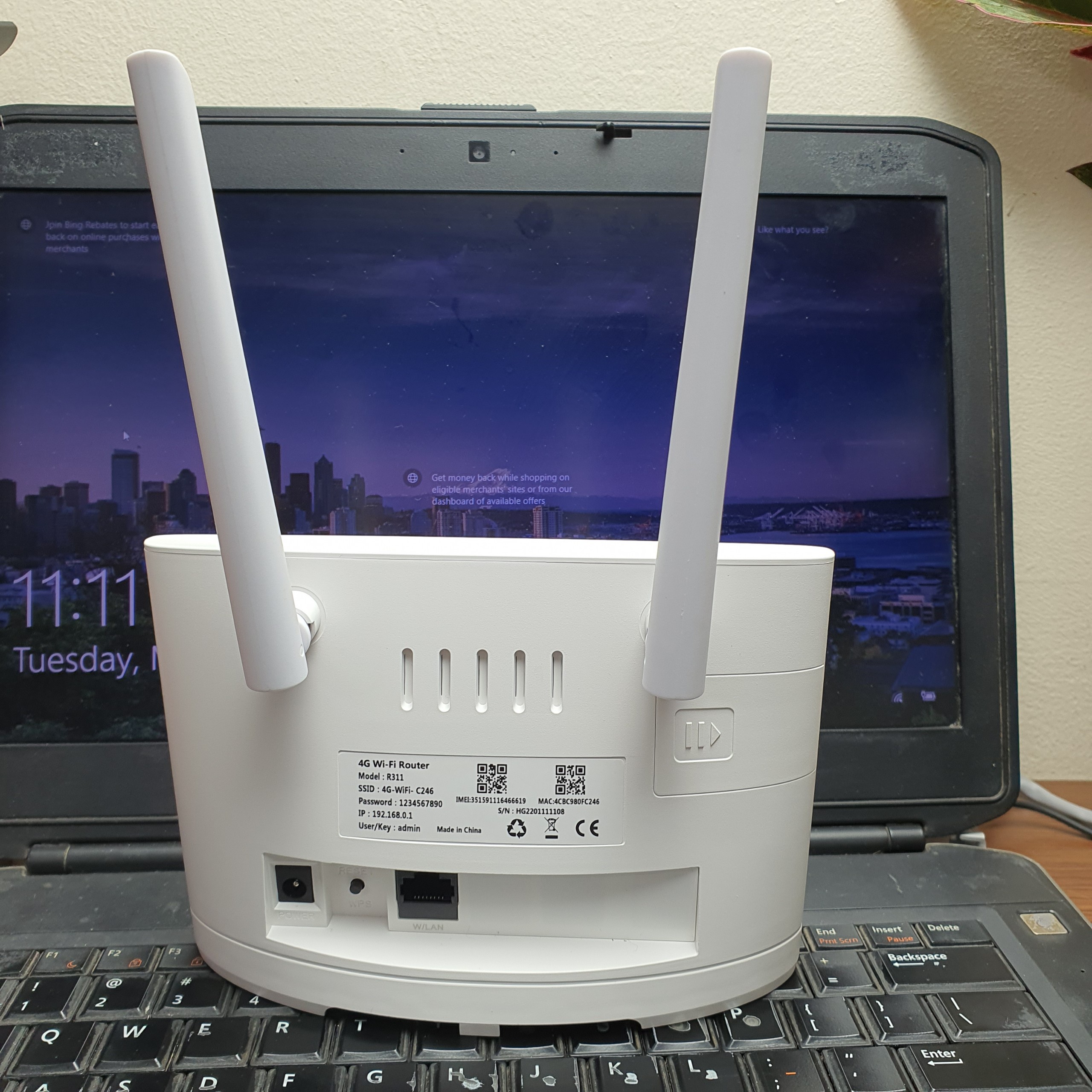 Bộ Phát Wifi Từ Sim 3G 4G CPE R311 Tốc Độ 300Mb 1 Cổng LAN, Chuyên Lắp Xe Khách, Văn Phòng, Hộ Gia Đình , Hàng Nhập Khẩu