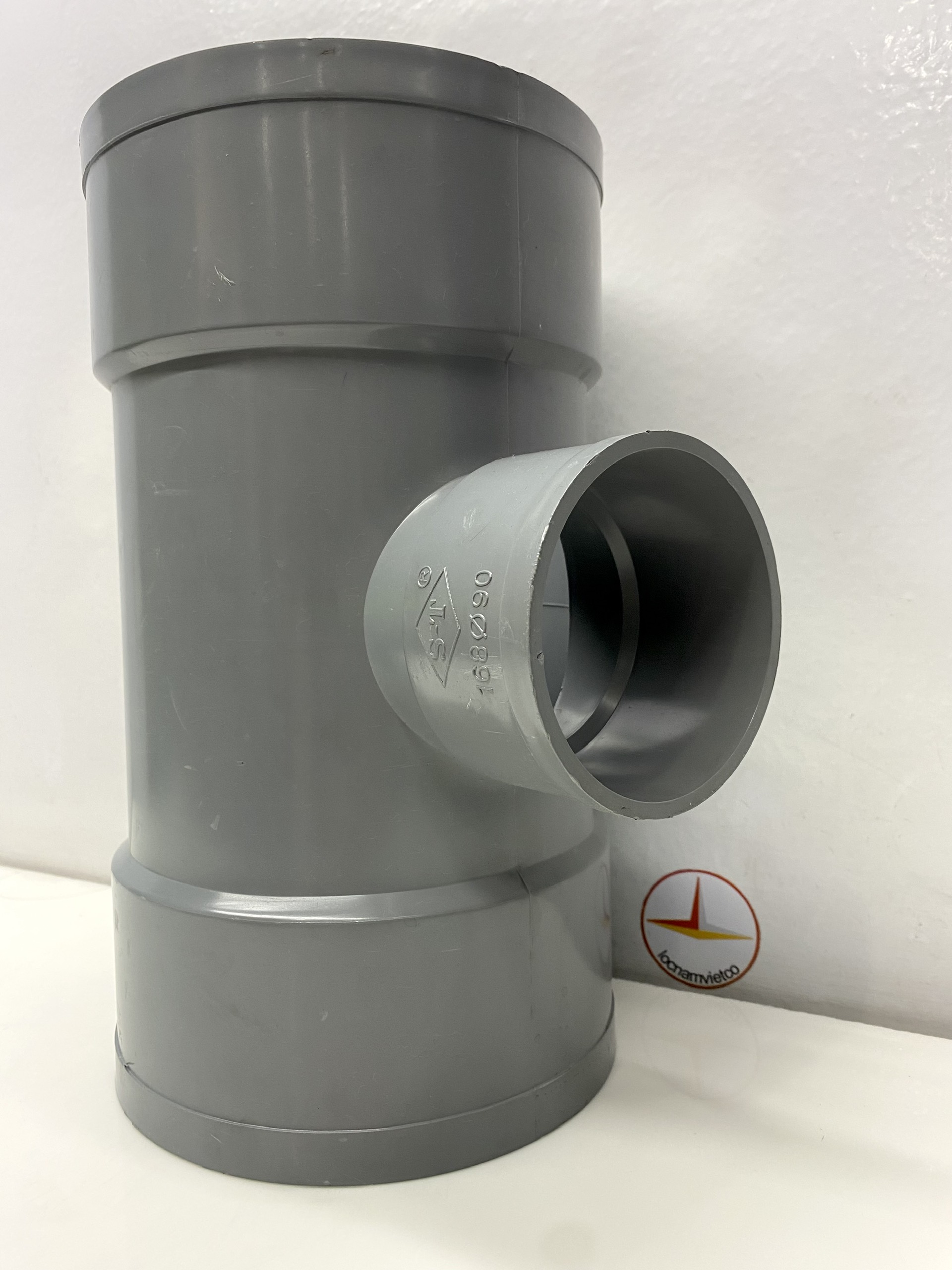 Tê giảm 168 x 90 nhựa PVC ST_T168x90