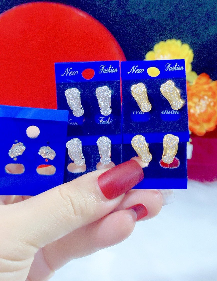 Bông tai đôi dép nữ đính xoàn mạ màu 18.k cao cấp P151