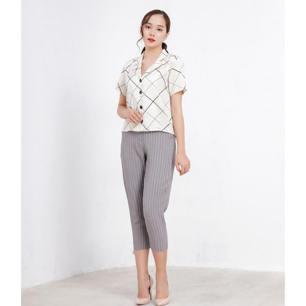 Áo sơ mi cổ Vest nữ Callia Danton shirt (Trắng/Xanh)