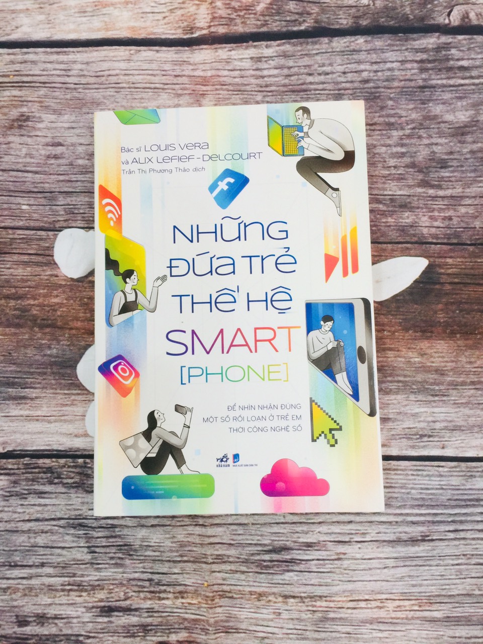 Sách - Những đứa trẻ thế hệ Smart[phone]