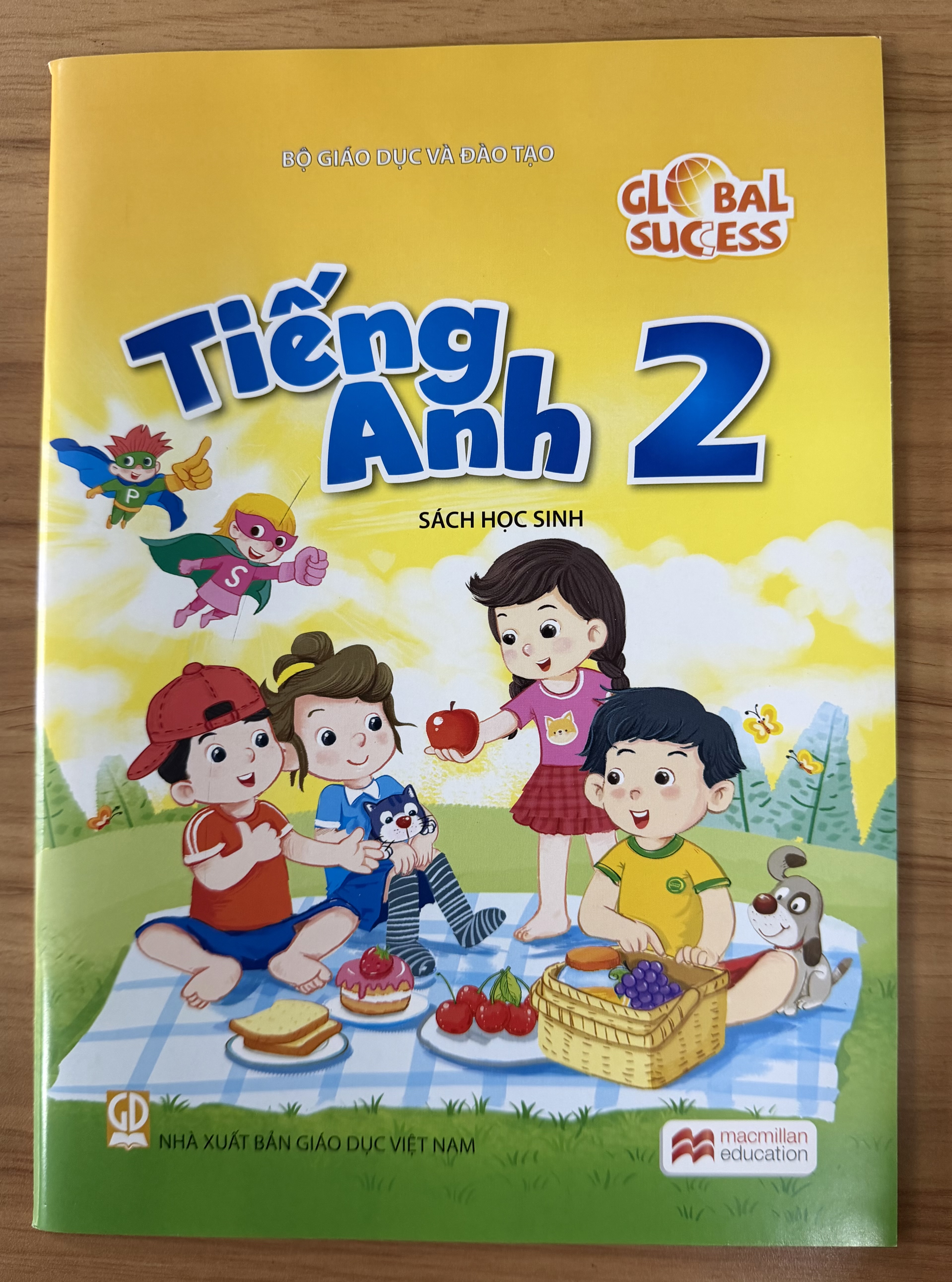 Sách giáo khoa Tiếng Anh Lớp 2- Global Success- Sách Học Sinh (Kèm bìa bao, nhãn tên)