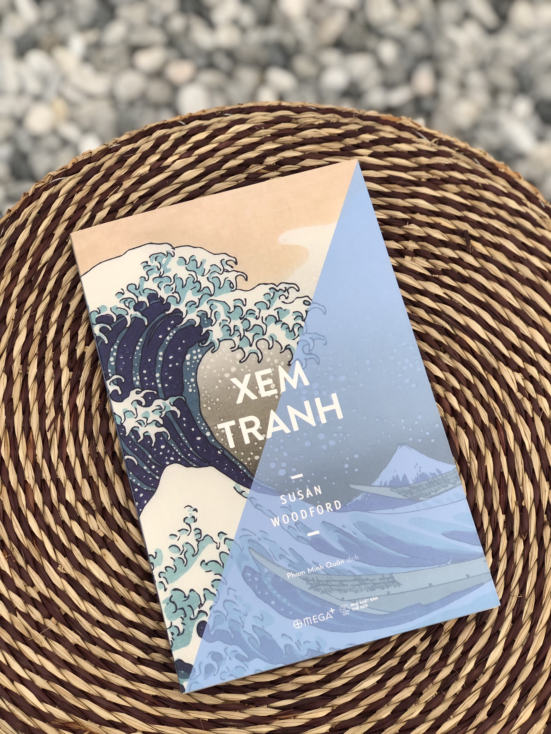 XEM TRANH - Susan Woodford - Phạm Minh Quân dịch - Omega Plus - NXB Thế Giới.