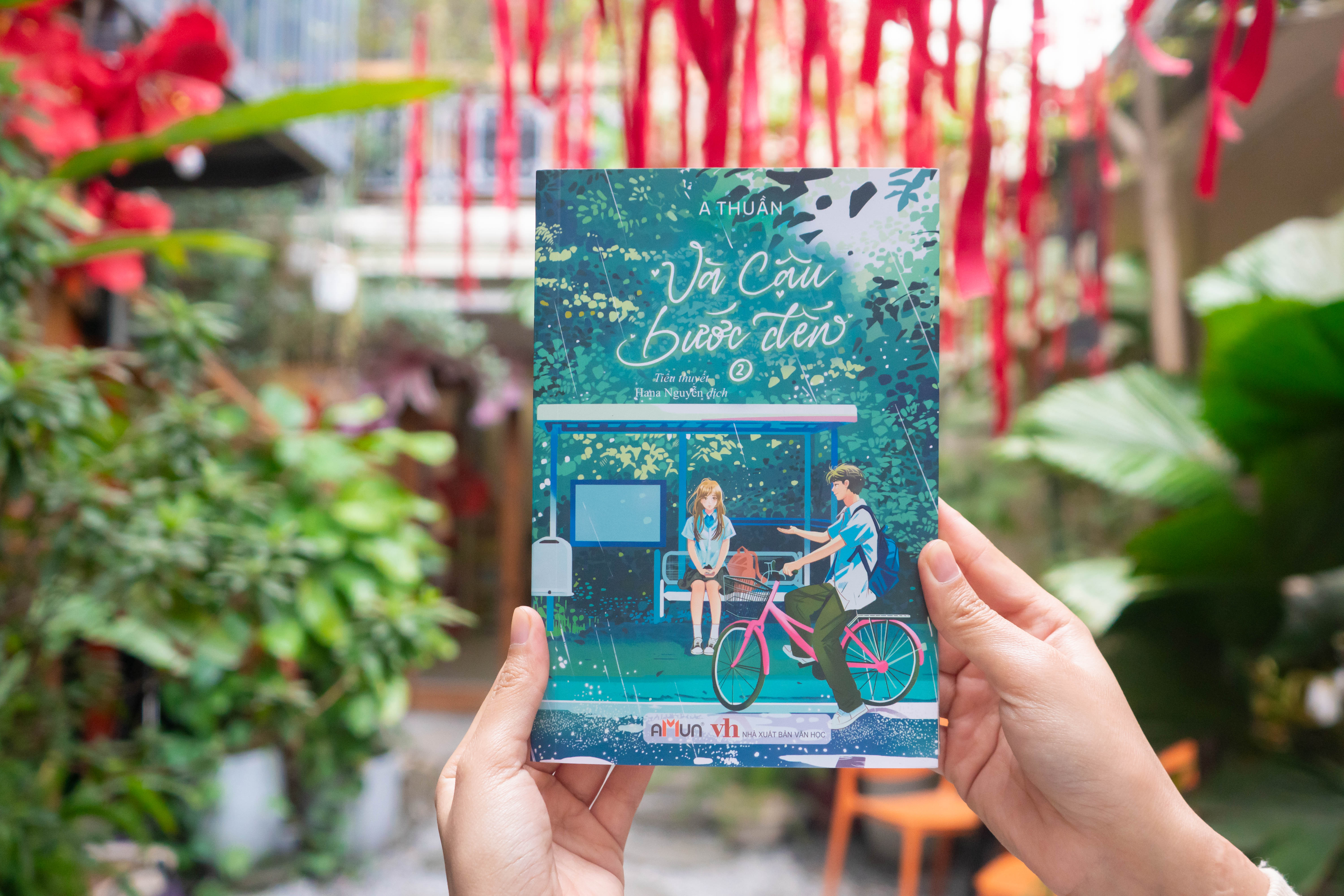 Sách Và Cậu Bước Đến