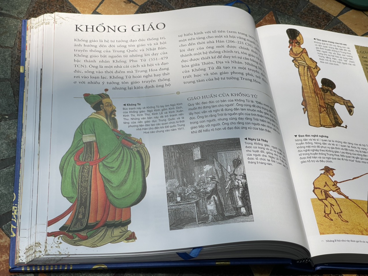 (Bìa cứng, sách tranh in màu toàn bộ siêu đẹp) (bestseller New York Times) WORLD RELIGIONS - Khám Phá Và Lý Giải Các Tôn Giáo Trên Thế Giới - John Bowker - ZenBooks