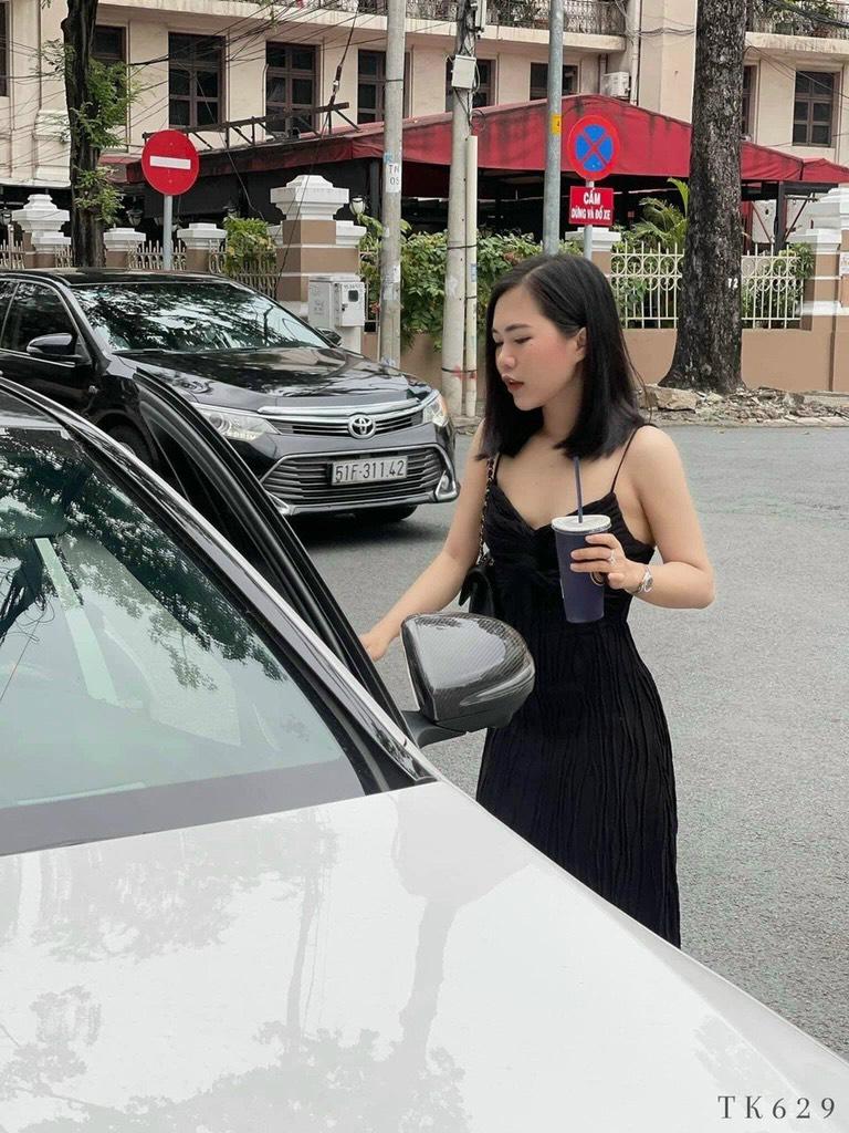 ĐẦM MAXI 2 DÂY VẢI GỢN