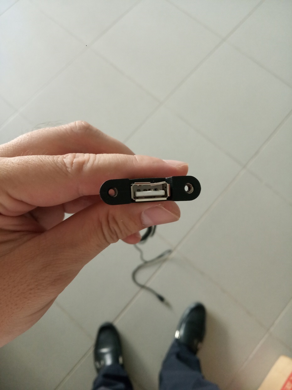 Cáp nối dài USB 2.0 có lỗ vít tai để cố định dài 1,5m