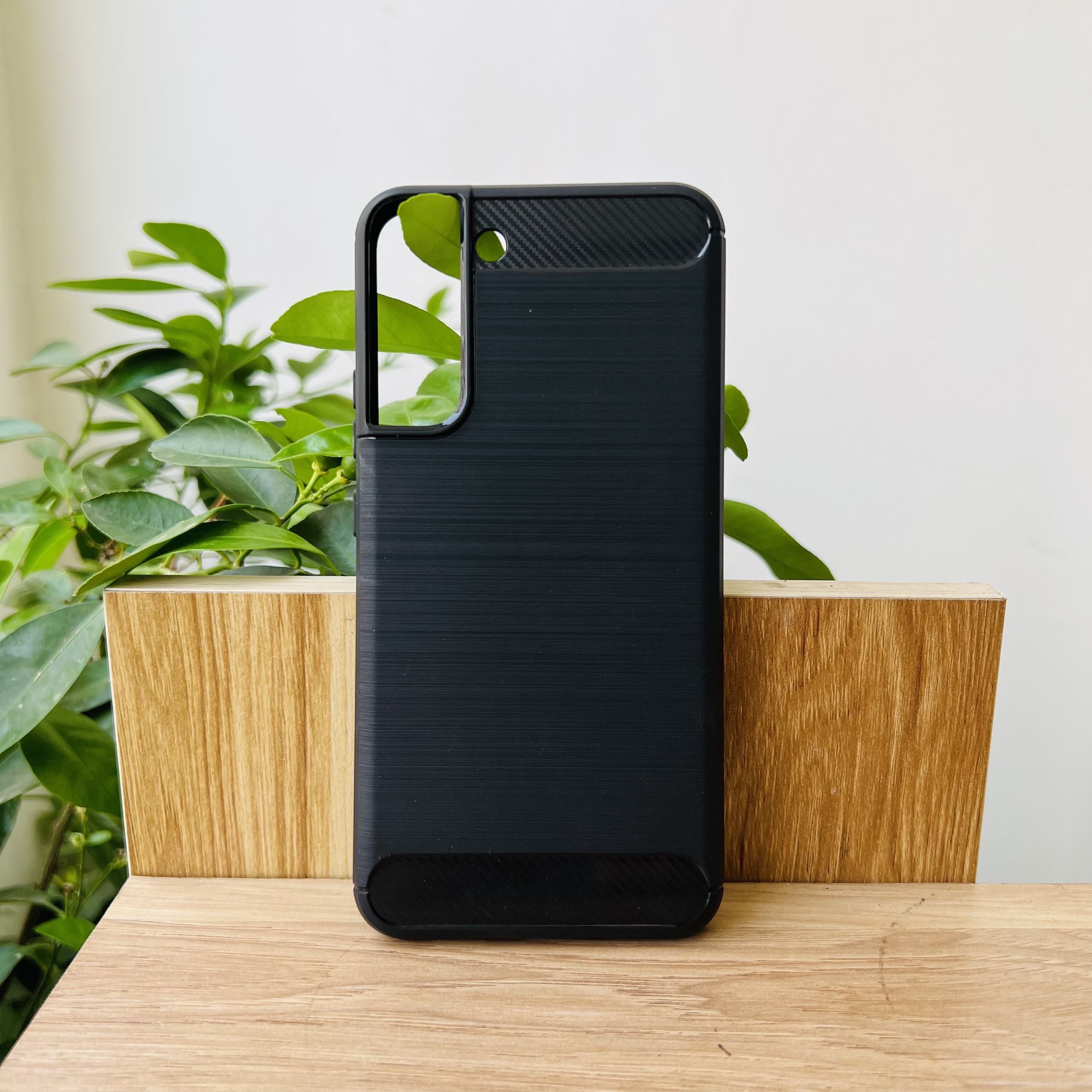 Ốp lưng dành cho Galaxy S22 Plus Likgus Armor- Hàng chính hãng