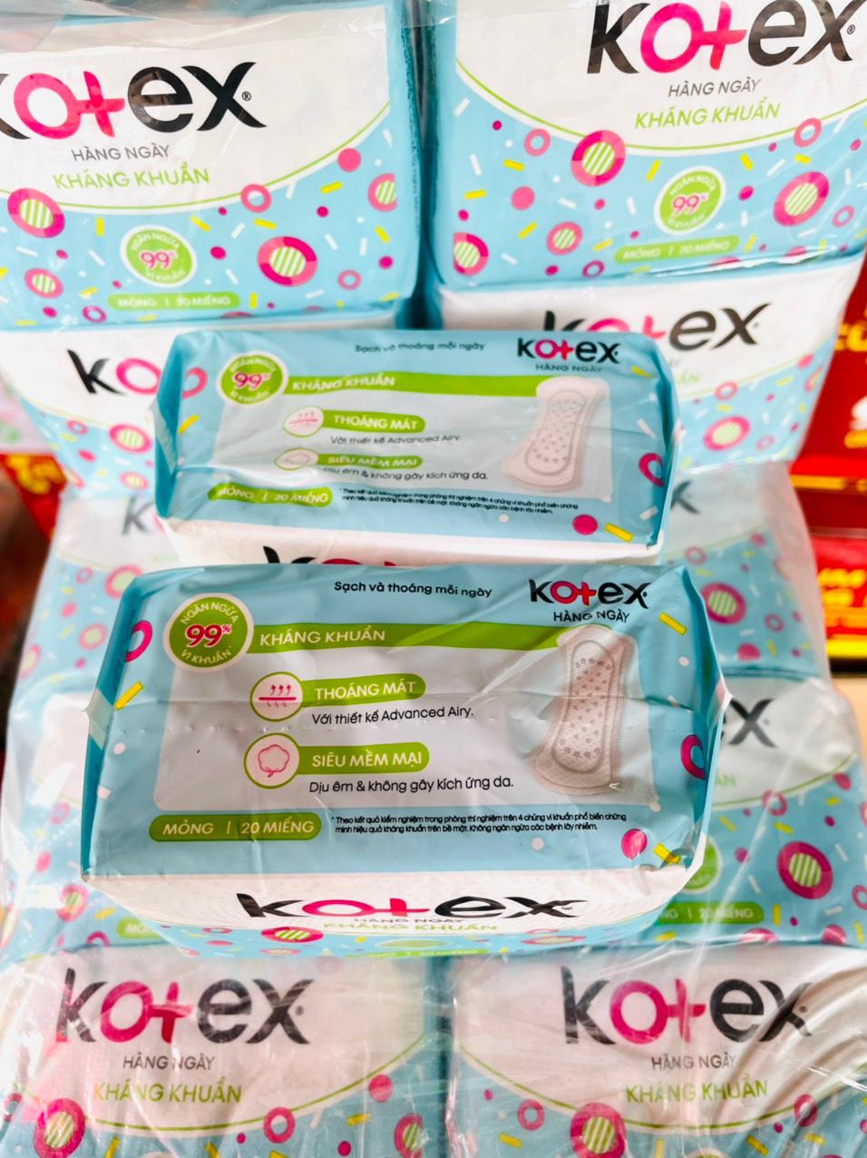 2 Gói Băng vệ sinh Hàng Ngày Kotex siêu mềm kháng khuẩn 99%  2 x 20 miếng