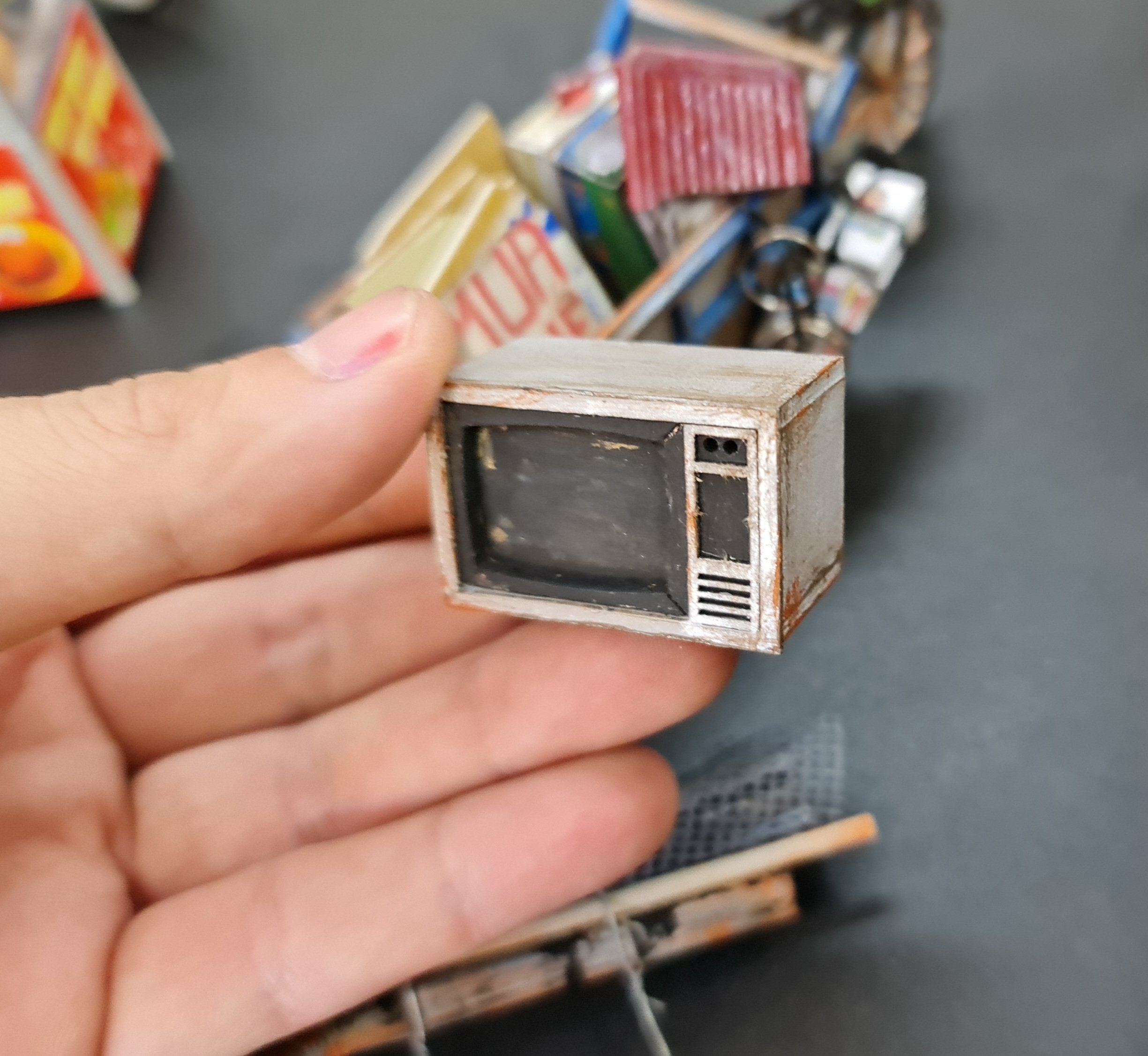 MÔ HÌNH TỰ LẮP RÁP DIY SÀI GÒN THU NHỎ - XE VE CHAI - HR24