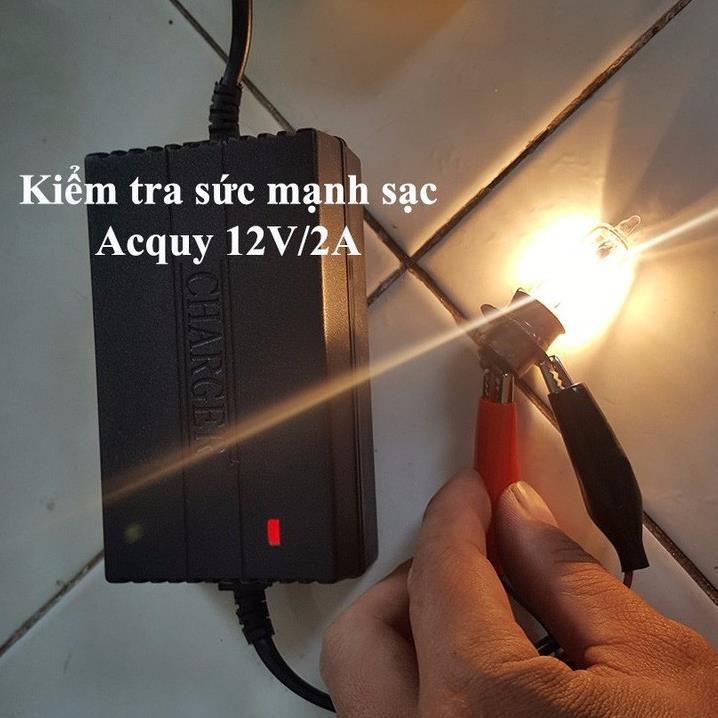 Sạc bình Acquy tự động 12V cho xe Ô tô, xe máy