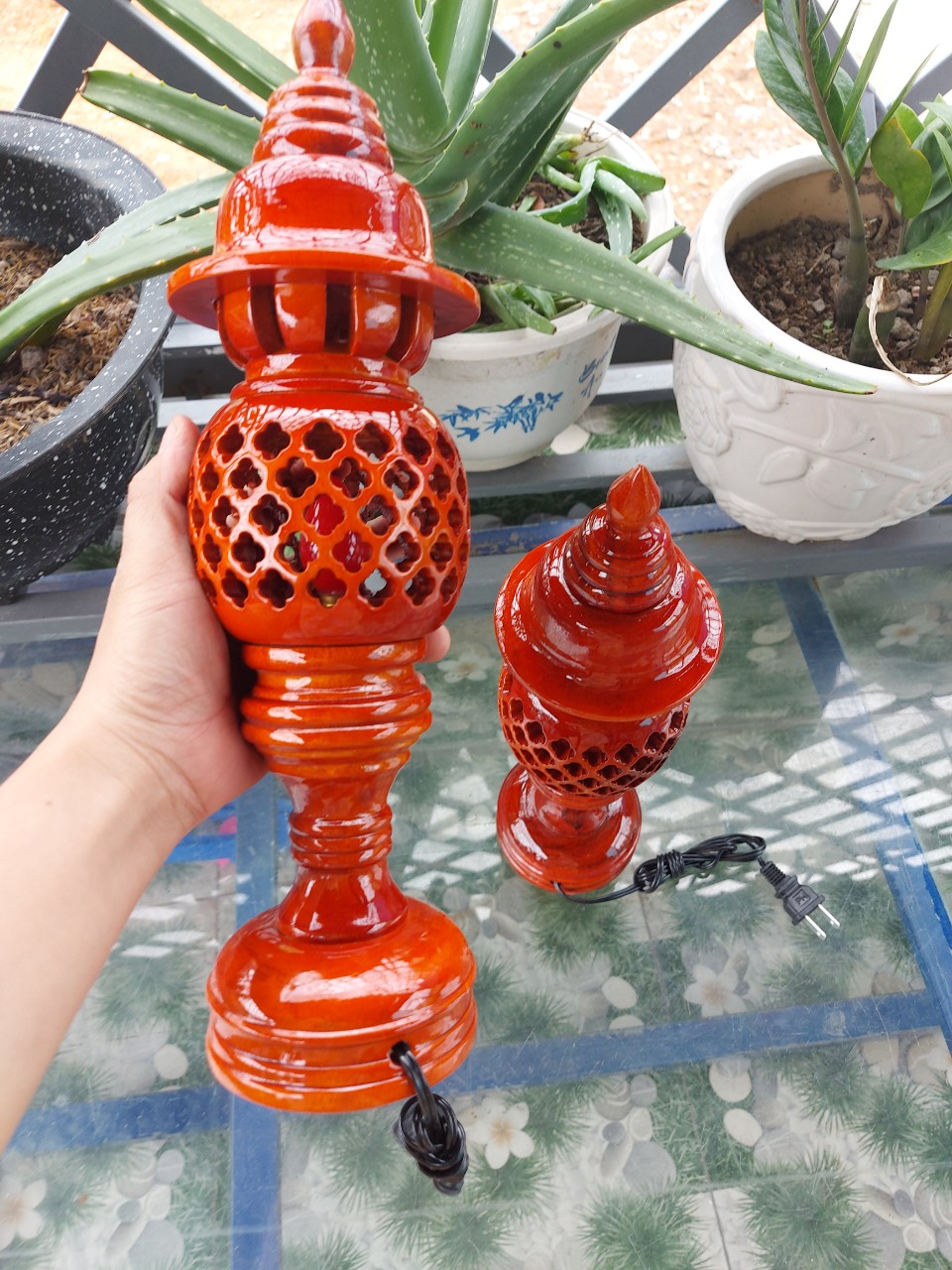 Đèn thờ gỗ xà cừ-Đèn thờ tổ ong-Đèn thờ gỗ cao 34cm