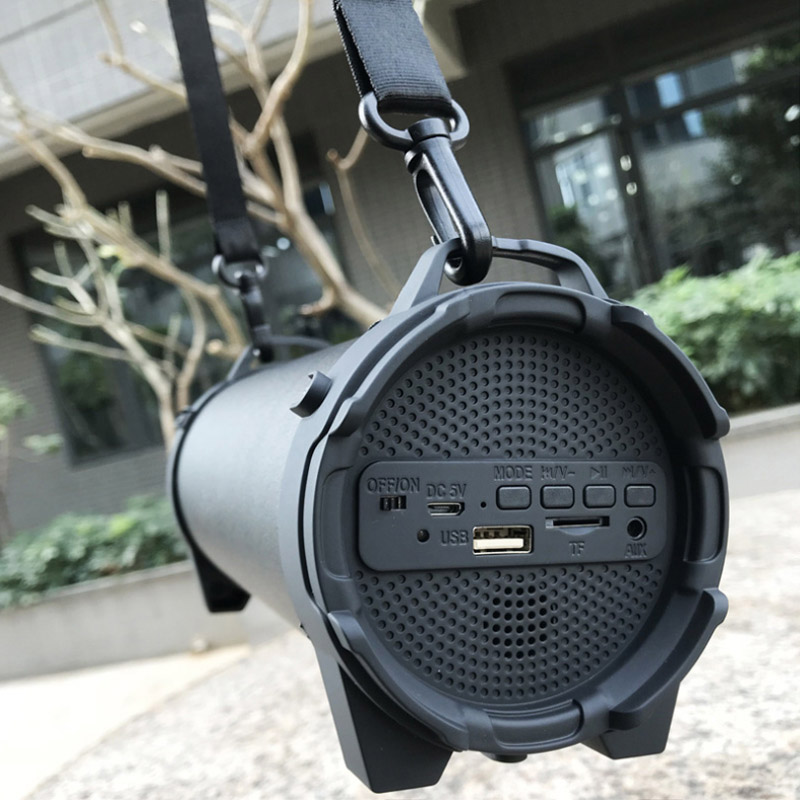 Loa Bluetooth SL10 – 8W có đài FM và phát nhạc từ USB, thẻ nhớ, cổng 3.5mm