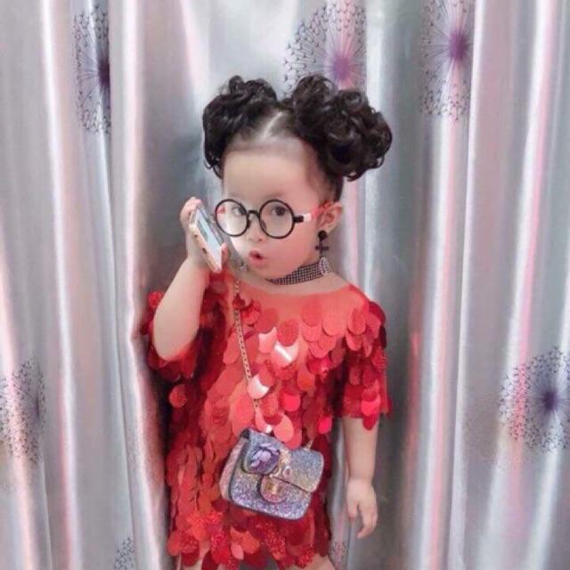 Búi cột xoăn cho trẻ em