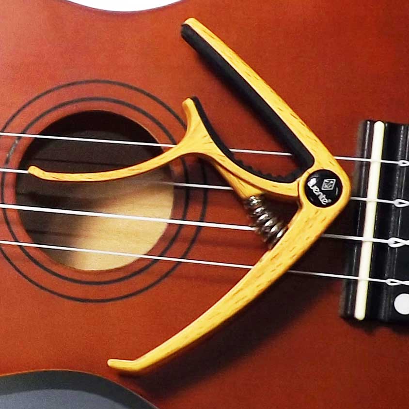 Capo Kẹp Đàn Guitar Mini Vân Gỗ Sẫm Cây Đinh Ba Wente