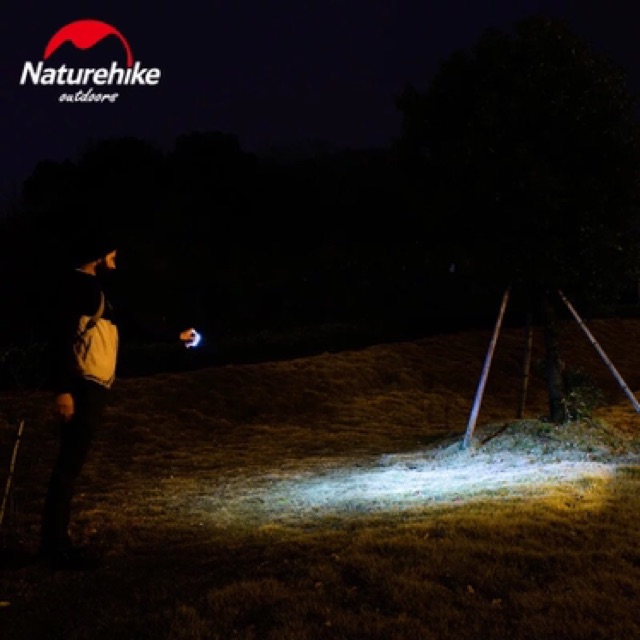 Đồ cắm trại đèn led Naturehike campoutvn du lịch dã ngoại NH16D300-C móc treo 3 chế độ sáng có đèn cảnh báo với hút nam châm A024