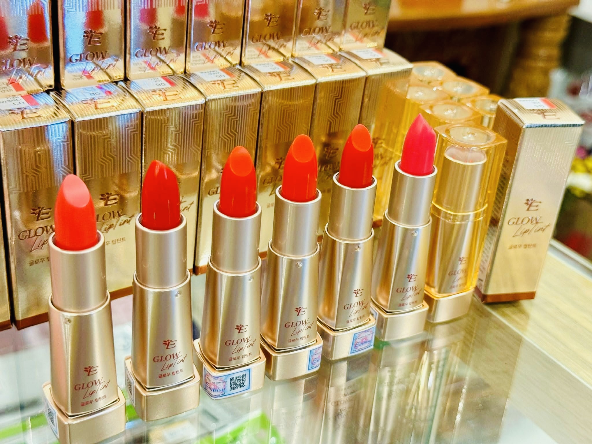 Son EMBISU Glow Lip Tint - Dưỡng Môi Có Màu Lâu Phai (Hàn Quốc) - Chuẩn Màu - Mềm Môi - Căng Bóng