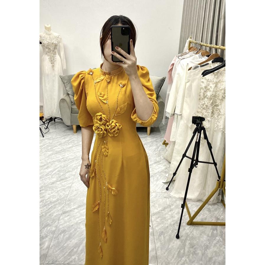 Áo dài thiết kế mới tông vàng sang chảnh
