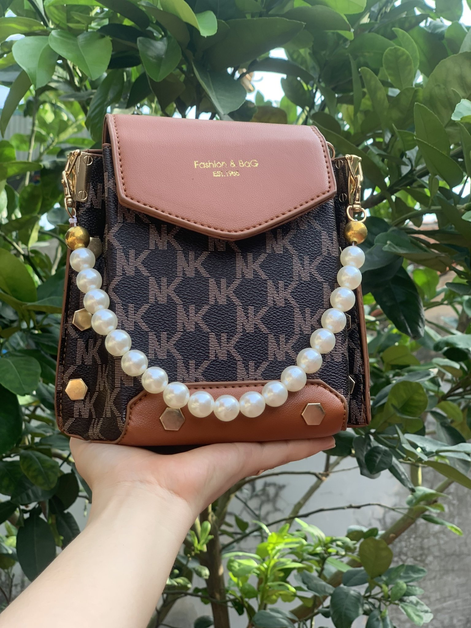 Túi đeo chéo xách tay nữ đựng điện thoại phong cách phương Tây retro Nhật Bản