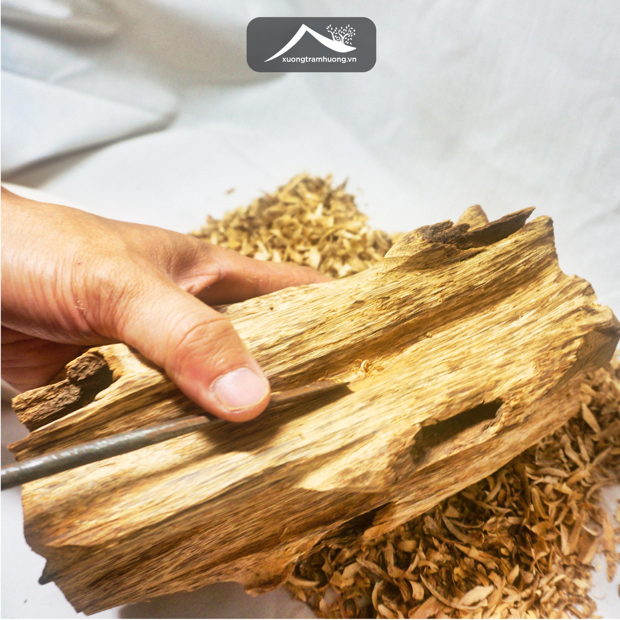 Dăm Trầm Hương Nguyên Chất Thượng Hạng Xưởng Trầm Hương Xông Nhà Tẩy Uế Khai Trương