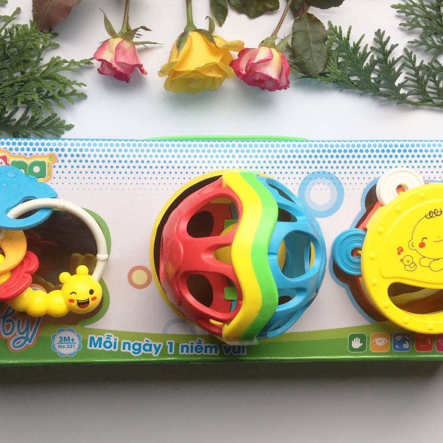 Bộ quà tặng 3 xúc xắc Fun For Baby cho bé ANTONA