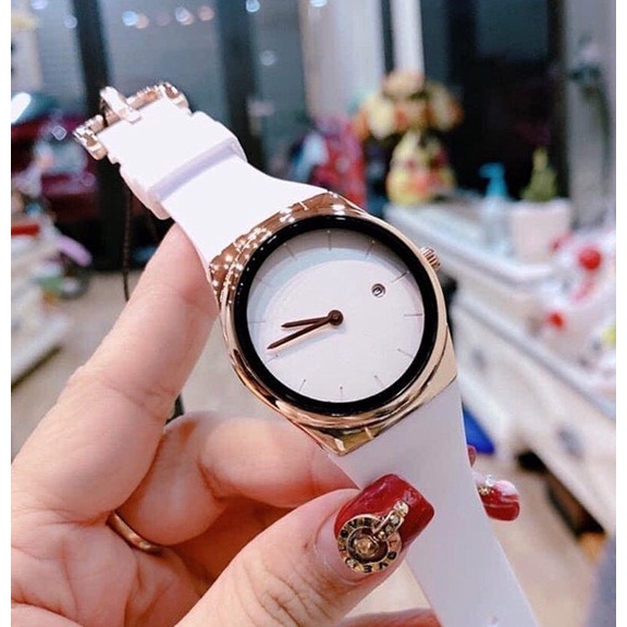 Đồng hồ thời trang nữ DOHORA VN DSDH103 mặt tròn có lịch dùng pin mẫu mới cực hot máy pin chống nước sinh hoạt nhẹ dây Silion dành cho học sinh cấp 2 sinh viên - Hàng nhập khẩu
