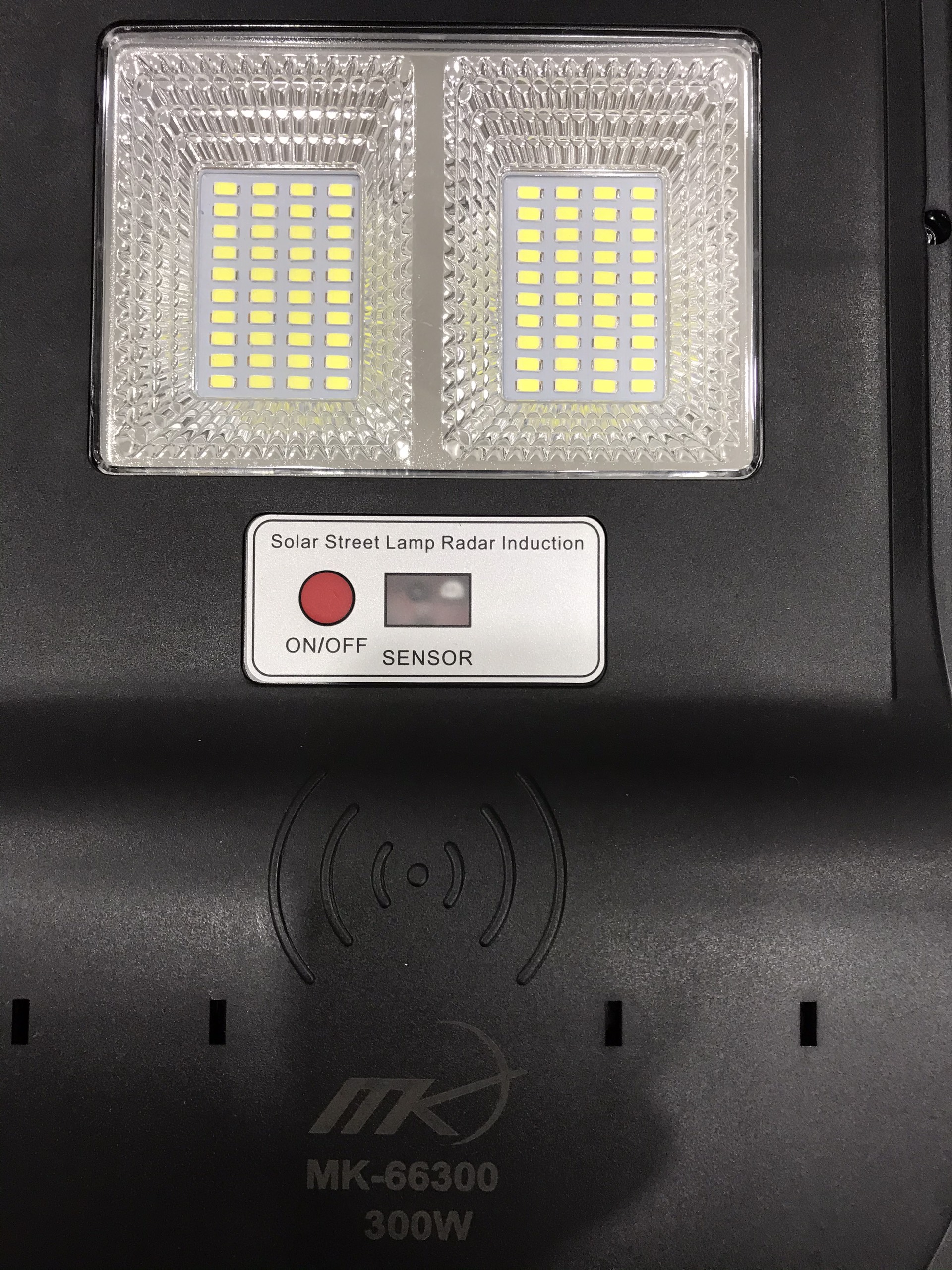 Đèn đường năng lượng mặt trời liền thể MK-66300 300W